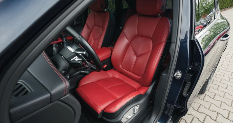 Porsche Macan cena 159999 przebieg: 127366, rok produkcji 2017 z Wojkowice małe 742